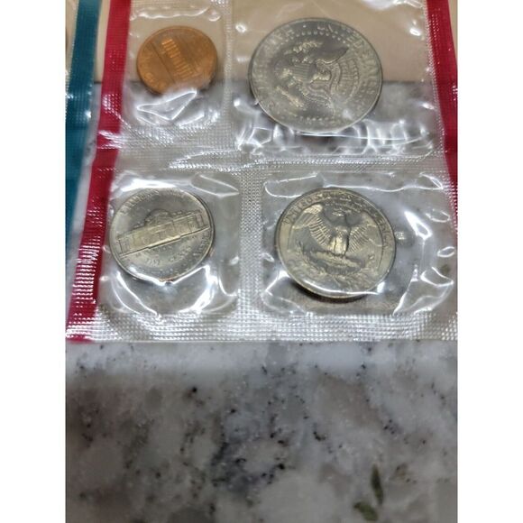 1979 US Mint Set - 12-Coin P&D Uncirculated Lot Of 5-1 Red 1 Blue Each Envelope - Picture 12 of 16